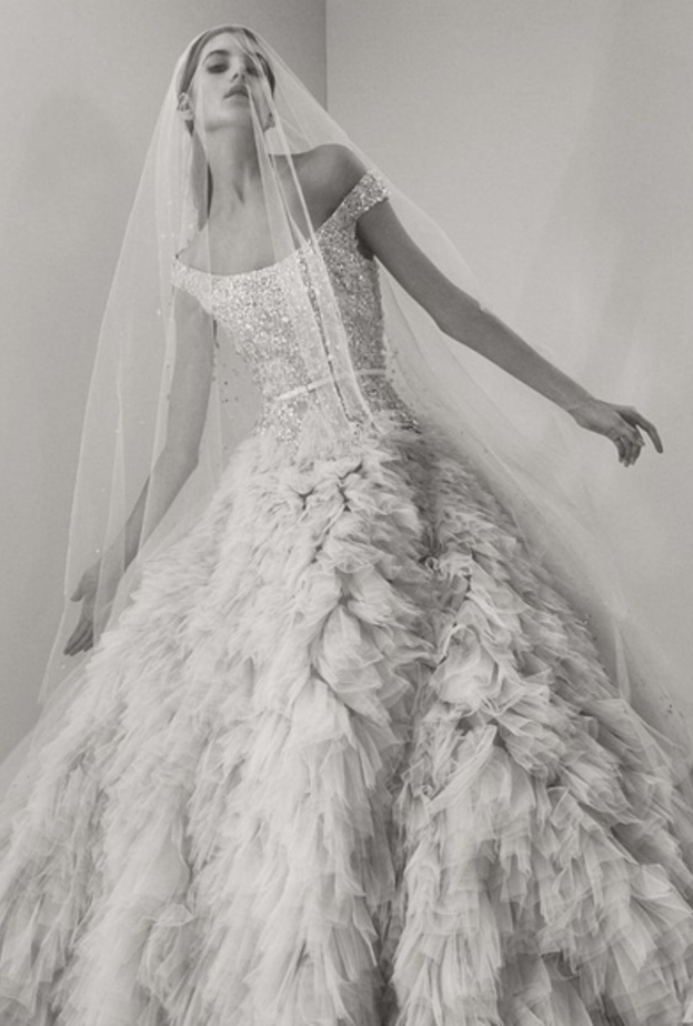 فساتين زفاف من مجموعة ايلي صعب لموسم خريف 2017 