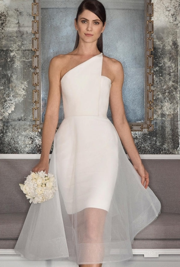 فستان زفاف متوسط الطول من مجموعة Romona Keveza لخريف 2017
