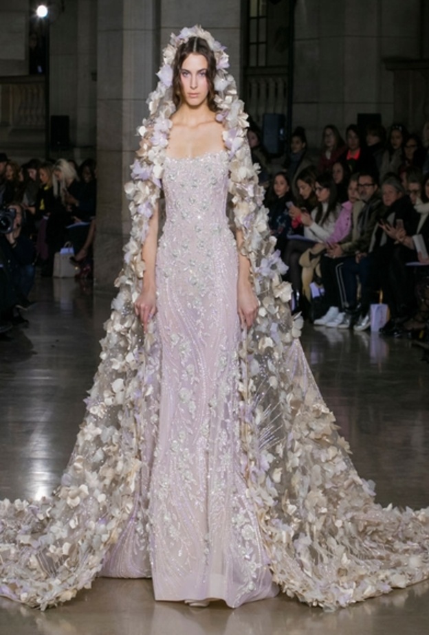 فستان زفاف من عرض جورج حبيقة لربيع وصيف 2017
