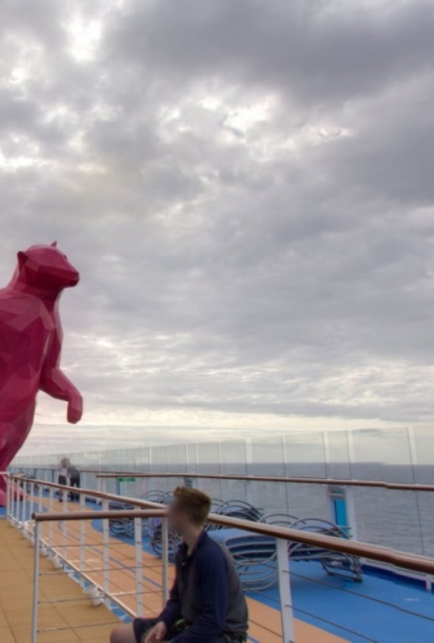 في الخارج المزيد من الألعاب الترفيهية