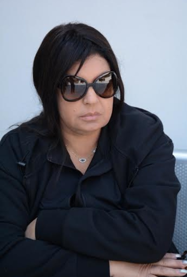 فيفي عبده حزينة