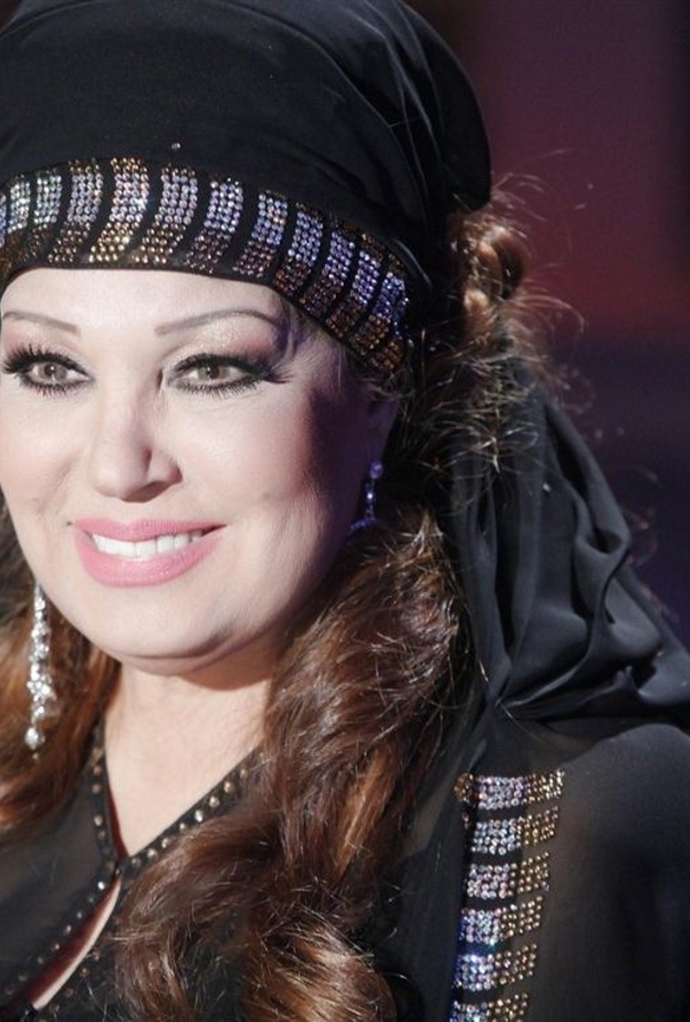 فيفي عبده تتعافى من ازمتها الصحية