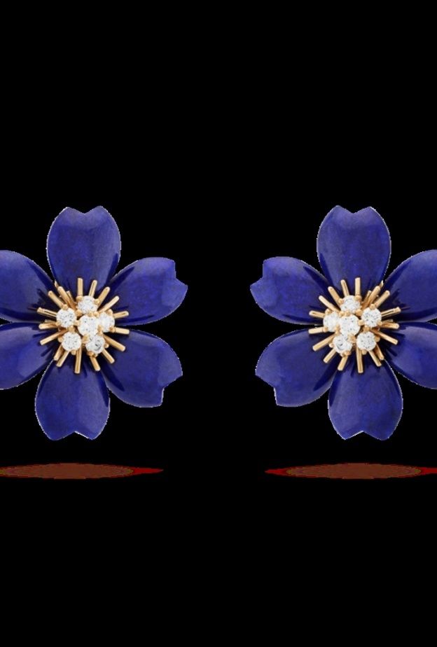 قرط فان كليف اند اربلز من اللازورد والماس والذهب الأصفر