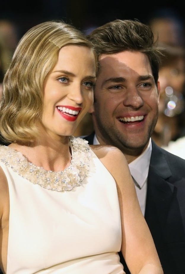 قصة رهان جون كراسينسكي John Krasinski وايميلي بلنت Emily Blunt