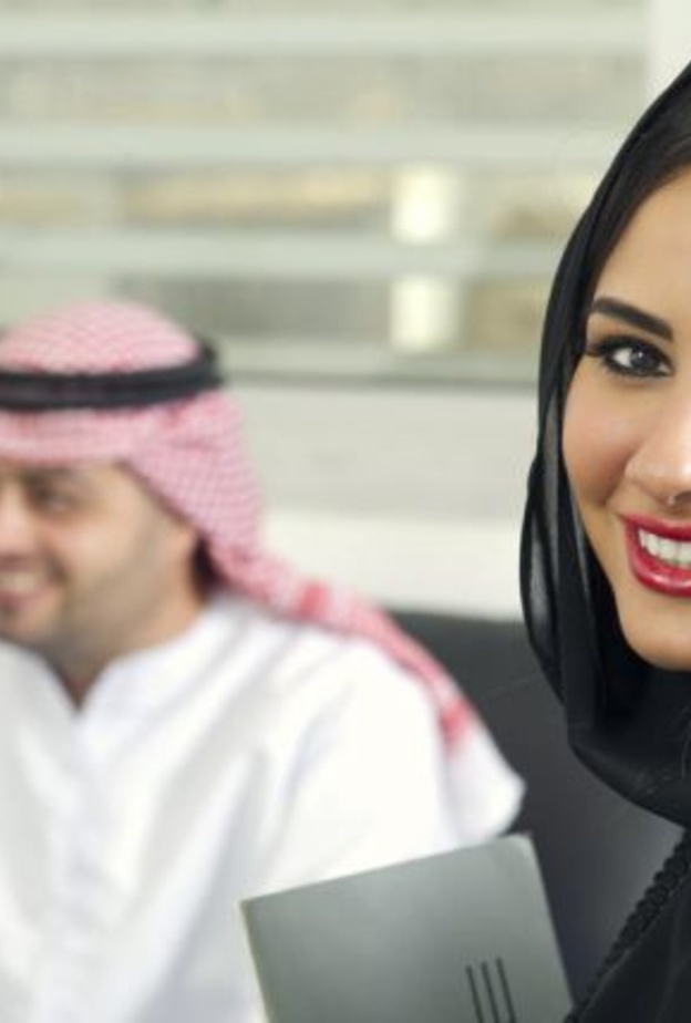 قصر 27 مهنة جديدة على السعوديين و السعوديات