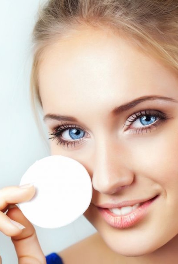 قواعد تطبيق مكياج جذاب و مناسب للطالبة الجامعية