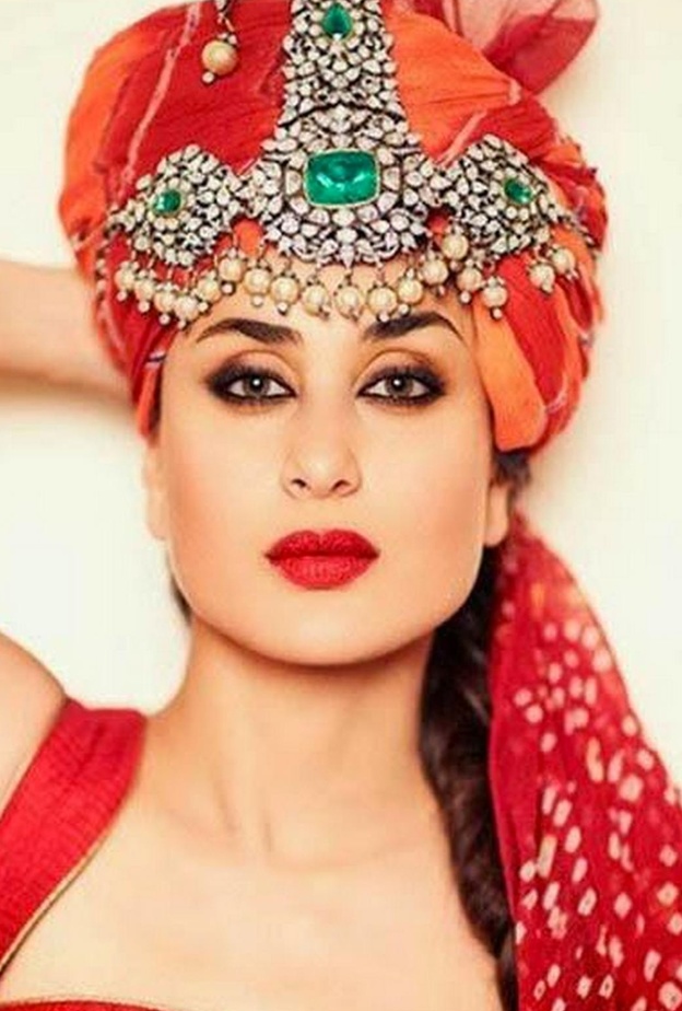 كارينا كابور ستصور أول فيلم هندي بطلاته من النساء