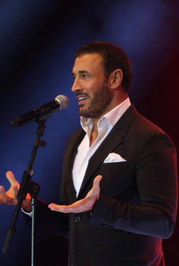 كاظم الساهر يتألق في اهدانيات