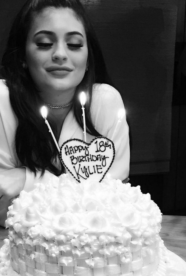 كايلي بعيد ميلادها