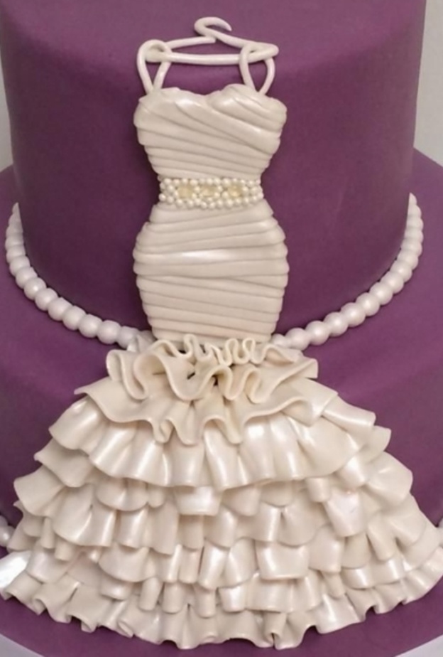 كعكات الزفاف المستوحاة من فساتين الزفاف
