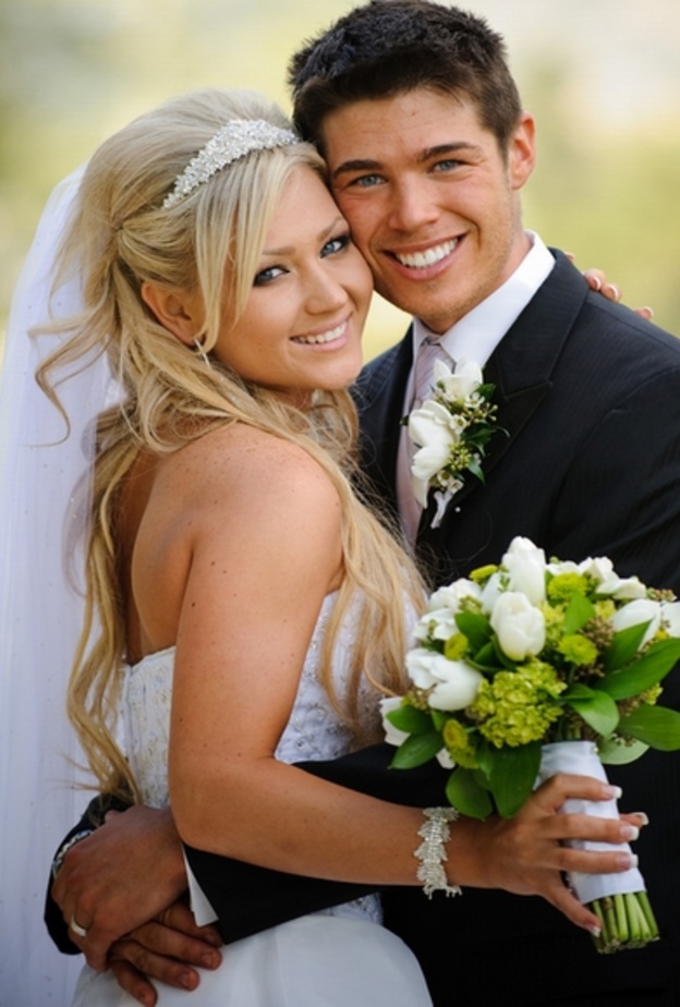 الفواكه المجففة مغذية جدا لغناها بالمواد الغذائية والألياف ومضادات الأكسدة