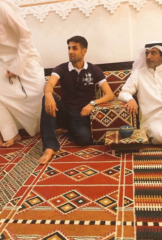 كويتي يلتقي ابنه الضائع منذ 26 عاما