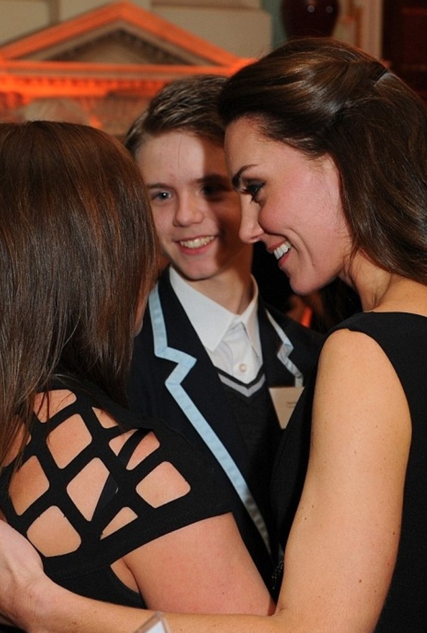 كيت ميدلتون تحدثت مع والدة الطفل بتأثر كبير