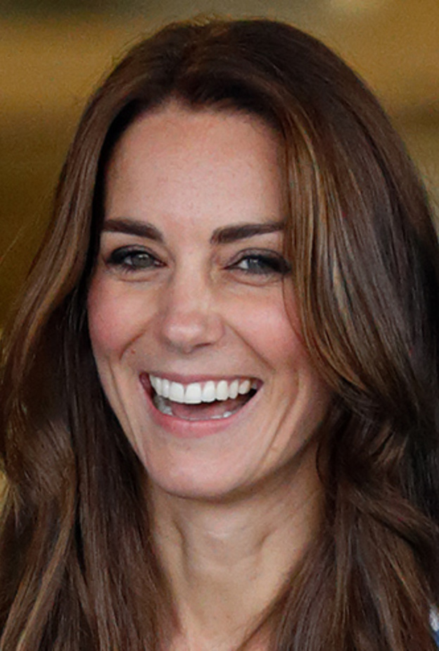 كيت ميدلتون في اول رحلة رسمية بمفردها خارج البلاد