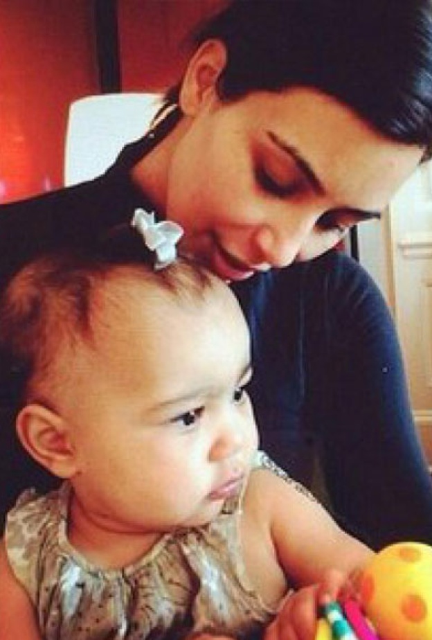 كيم كارداشيان تمنح الرومانسية لابنتها نورث 