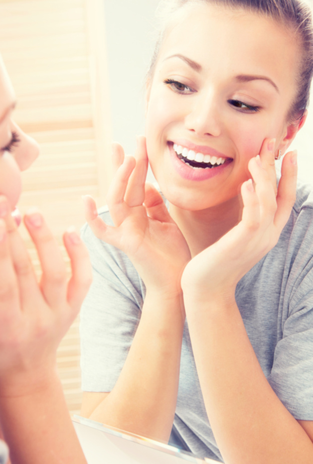 لا تهملي التونر للبشرة الدهنية