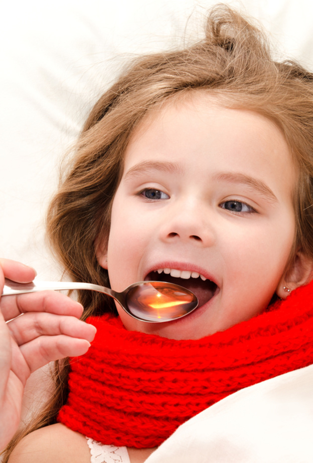 لا لاستخدام الملاعق في اعطاء الدواء للاطفال