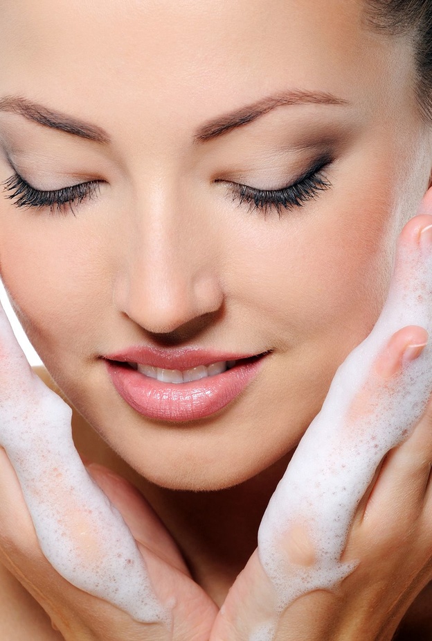 للبشرة الجافة اغسليها بالصابون المخصص لها 