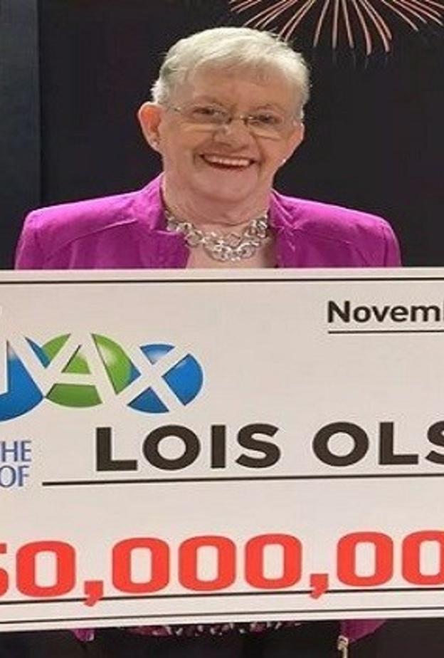 لويس أوسلين صدمتها المفاجأة