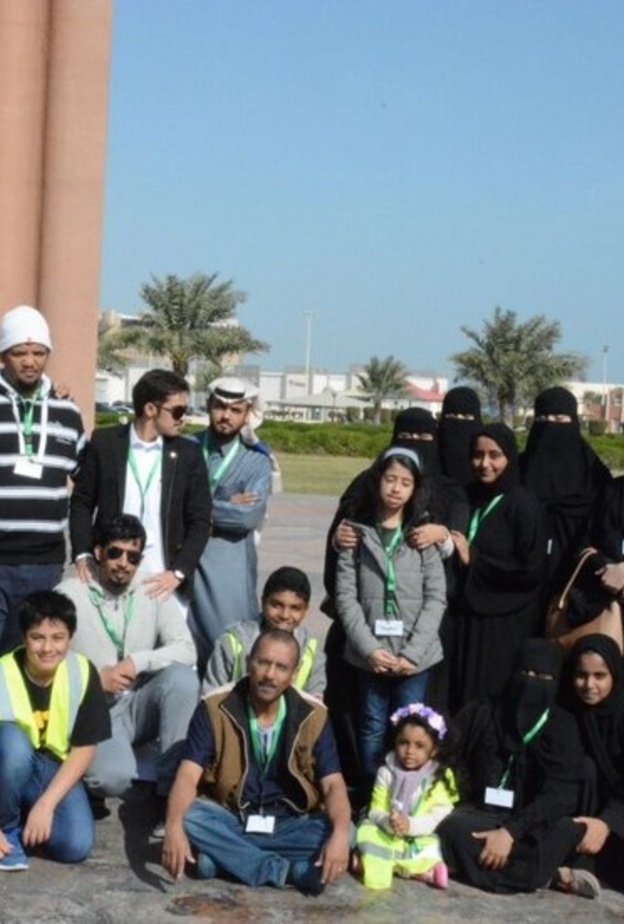 مبادرة من سيدات الخبر لتكريم عمال النظافة بالواجهة البحرية