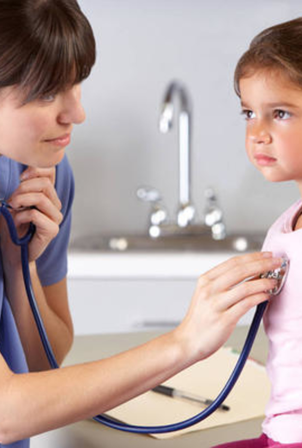 مخاطر مساحيق الغسيل على الطفل