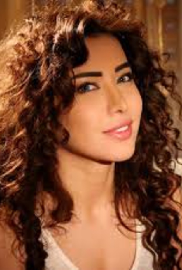 مديحة كنيفاتي