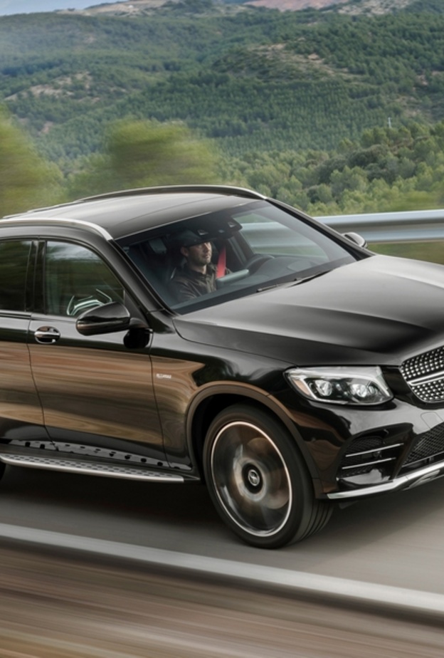 مرسيدس تنافس بورش و بنتلي بسيارة رباعية جديدة