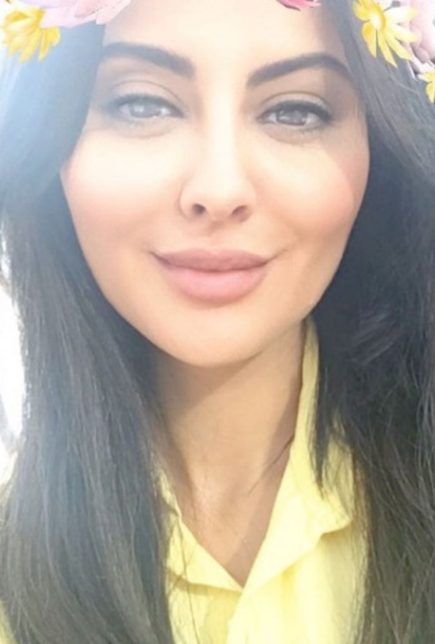طلاق مريم حسين
