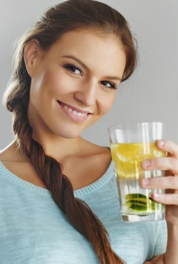 مشروبات الديتكوس تعزز صحه البشره