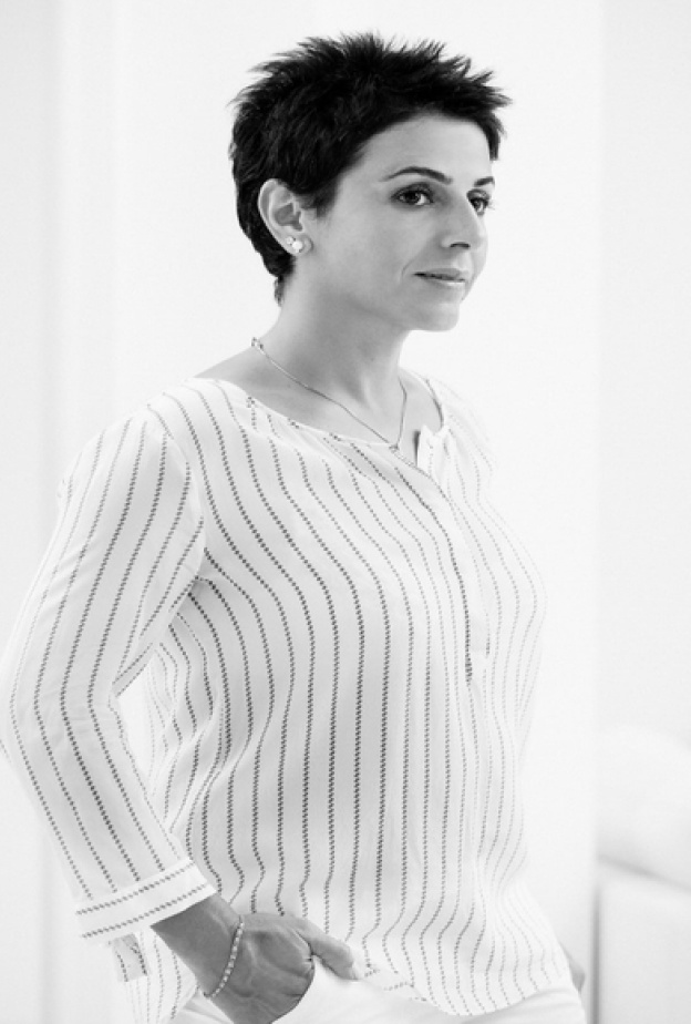 مصممة علامة جاسمين ناي رولى حماده 