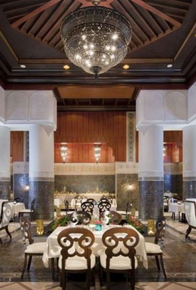 مطعم  Amala