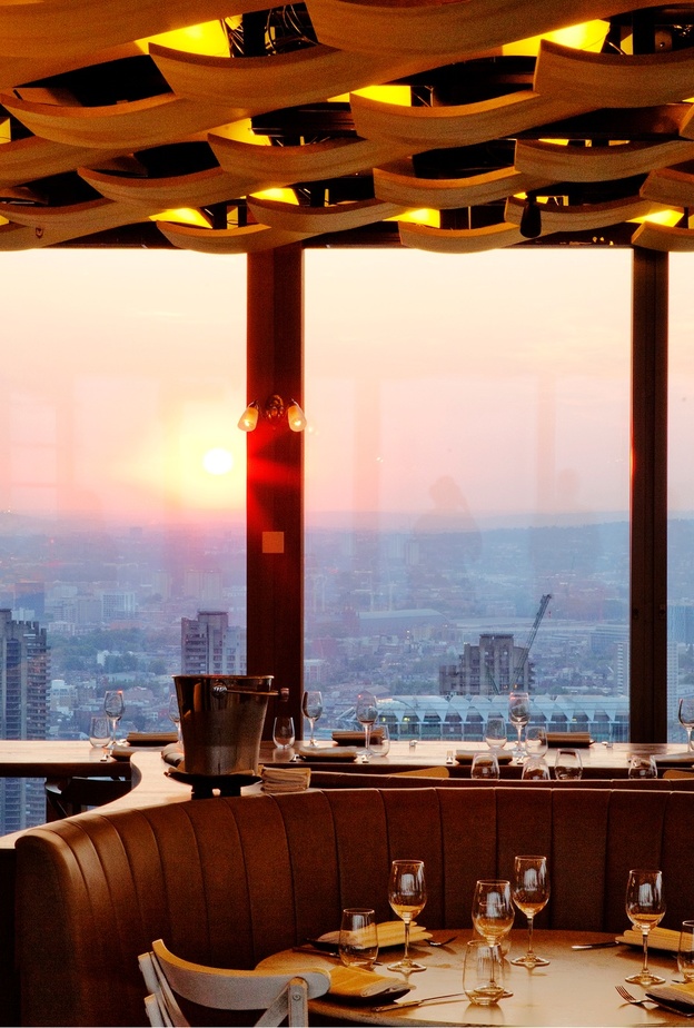 مطعم Duck & Waffle في لندن