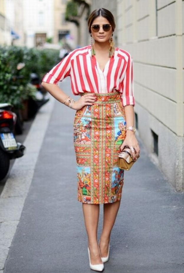 مع القميص المخطط ستحصلين على اطلالة عصرية جميلة