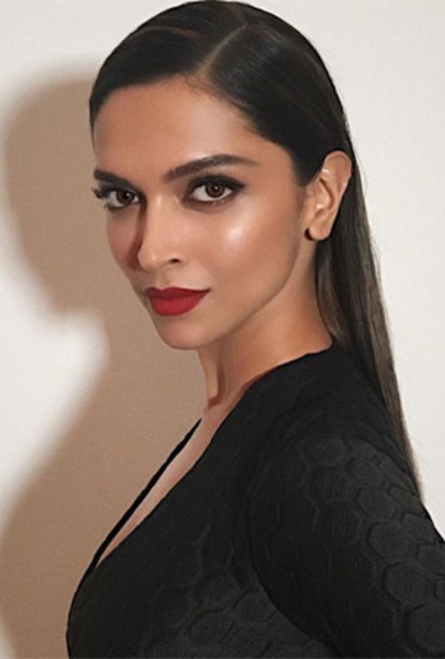 مكياج ساحر لـ ديبيكا بادوكون