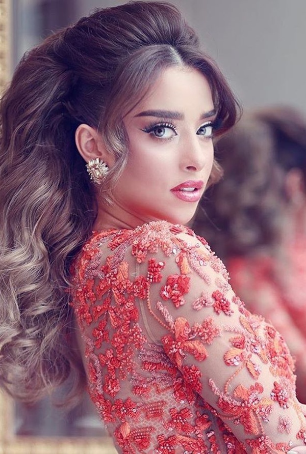 مكياج ساحر للجميلة بلقيس