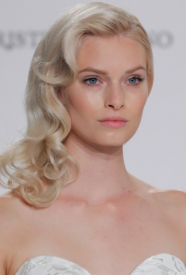 مكياج عروس ناعم مع الشفايف الطبيعية