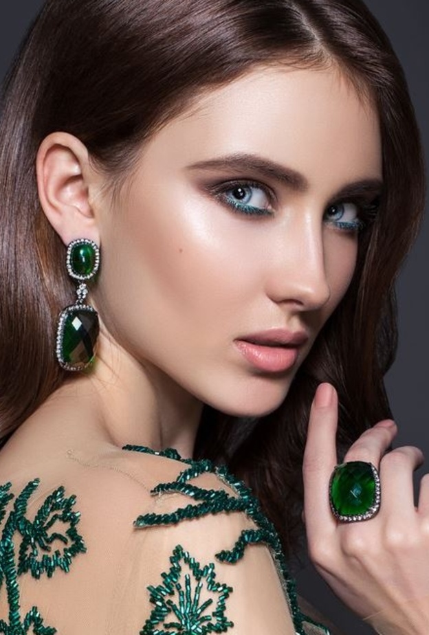 مكياج ناعم في اليوم الوطني السعودي