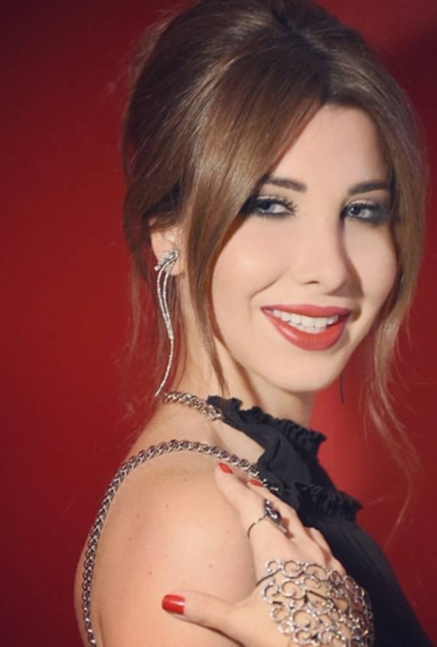 كريستيان لوبوتان Christian Louboutin Loubilaque Lip Lacquer 