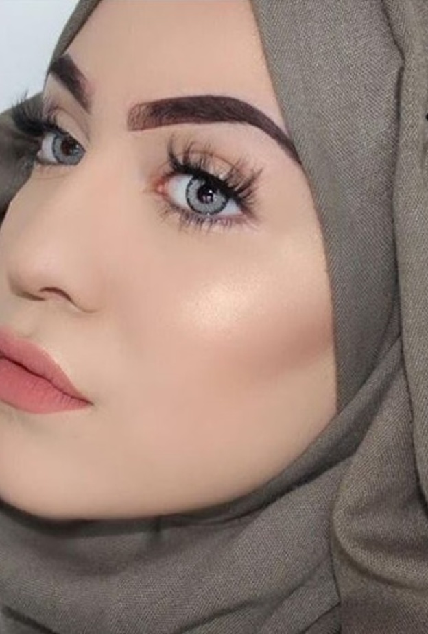 مكياج ناعم مع البشرة الفاتحة