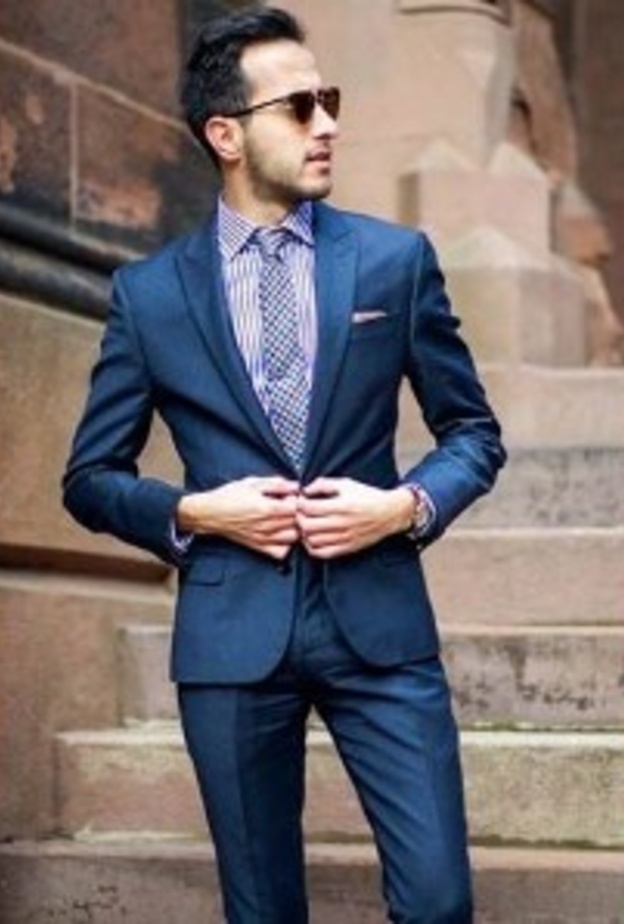 ملابس الرجل القصير