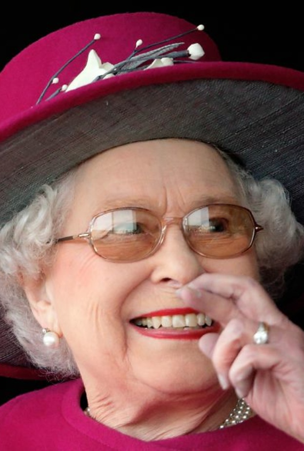 ملكة بريطانيا تنفق 1.4 مليون إسترليني على الأطعمة