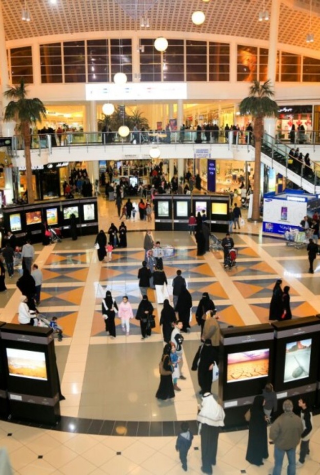 من الملتقيات السابقة