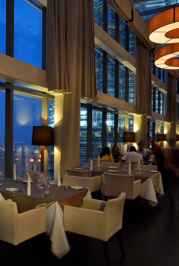 من داخل Marini’s on 57