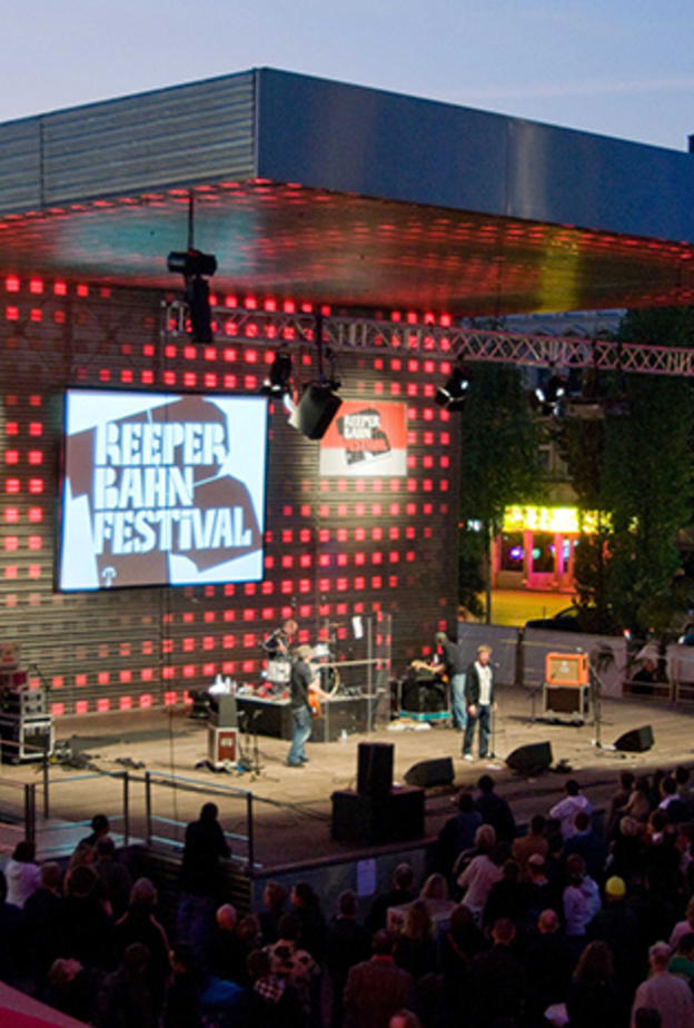 مهرجان ريبربان للموسيقى في مدينة هامبورغ الألمانية