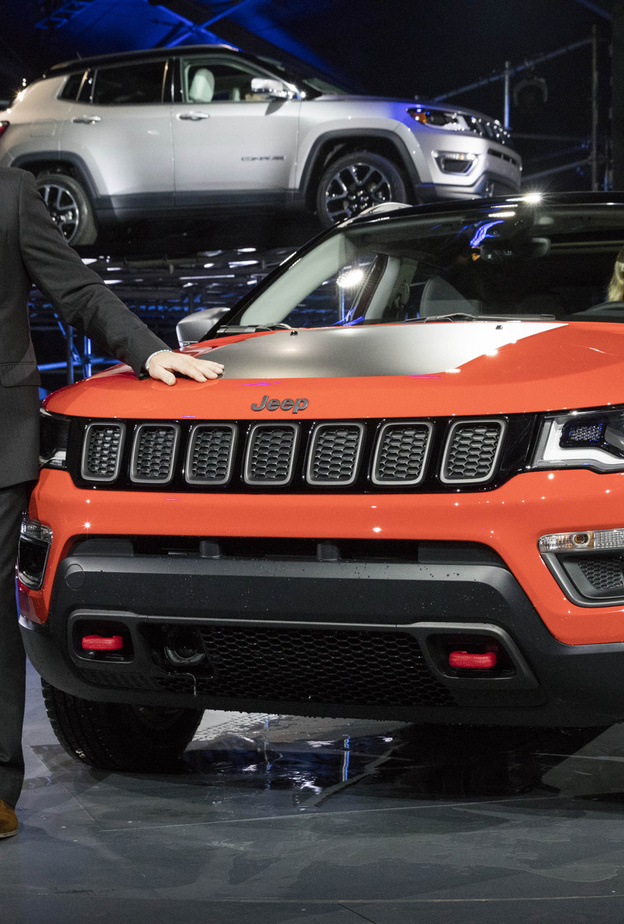 مواصفات فخمة في كروس جيب الجديدة