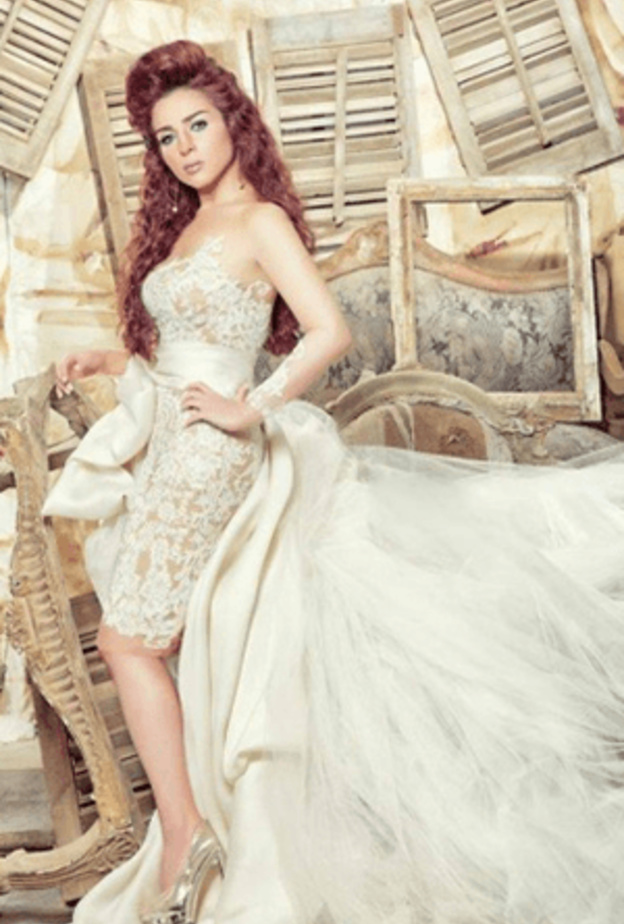 مي عز الدين