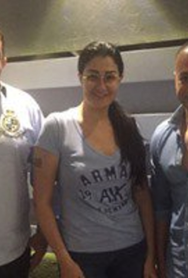 تامر مرسي على يسار غادة عبد الرازق بعد تعاقدهما على مسلسل جديد