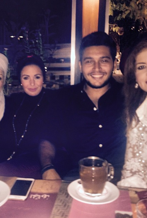 نور ابن صابرين يتوسط النجمات