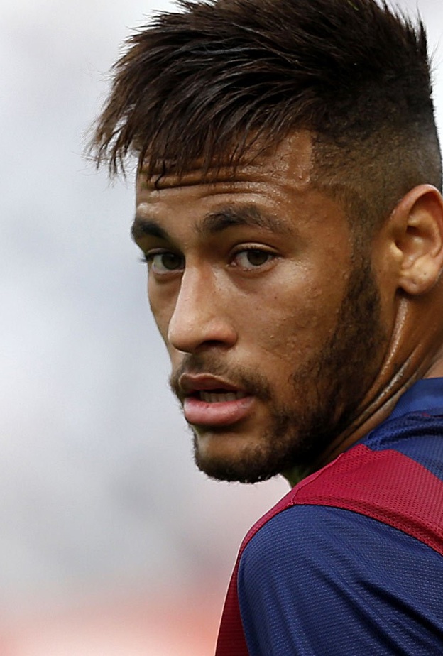 نيمار ينفي التهم عن نفسه