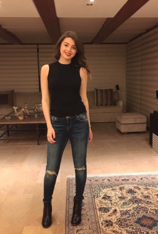 هذا الستايل مناسب لقوام ماريتا وسنها